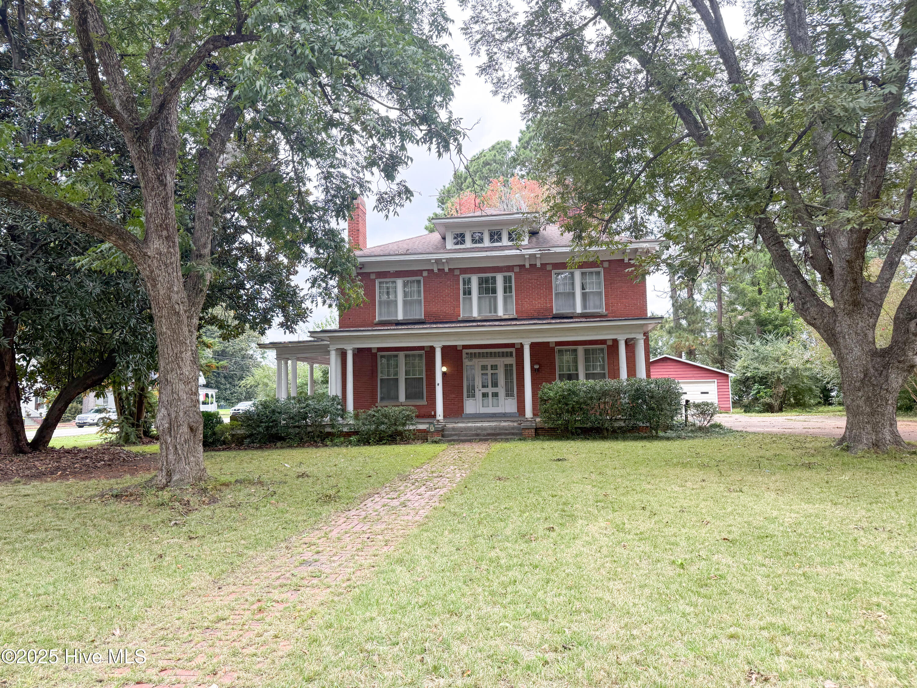 Homes for sale in Fremont, NC | 103 S Pender St, Fremont, NC 27830 | MLS# 100531201