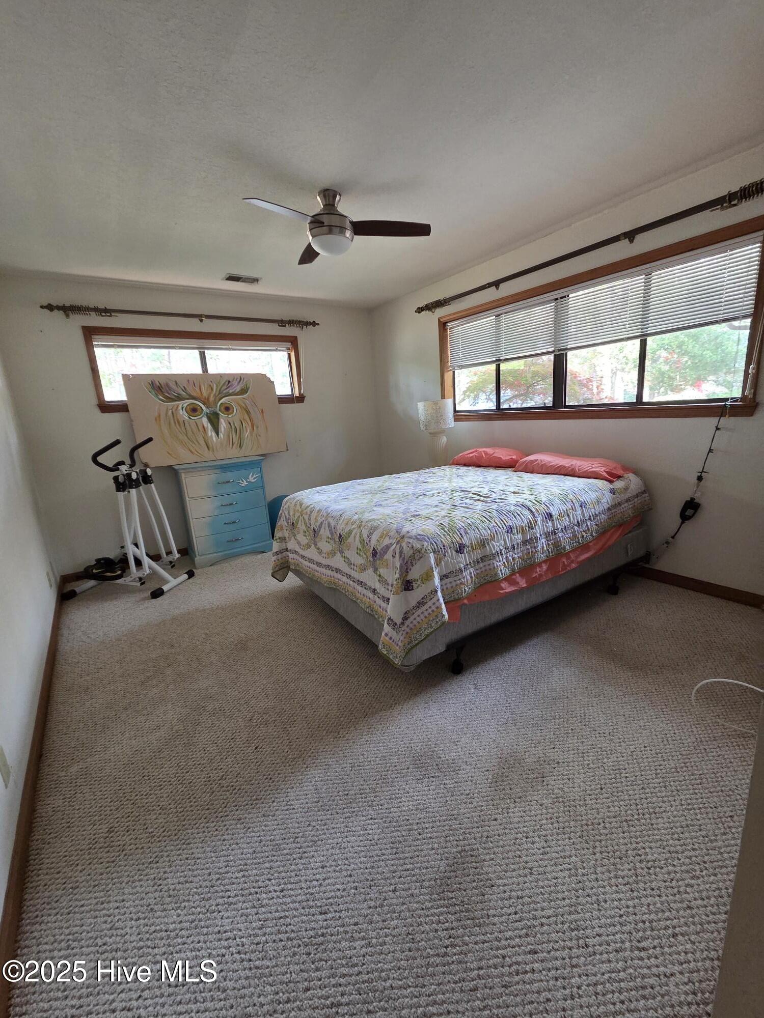 100542613 | Photo 18