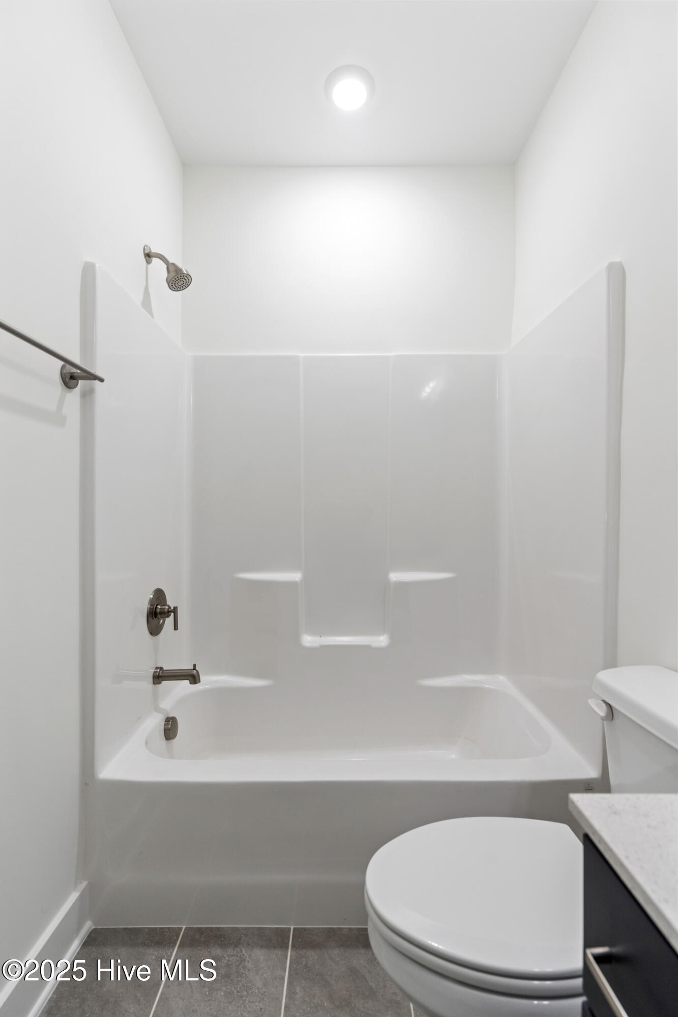 100530900 | Photo 26