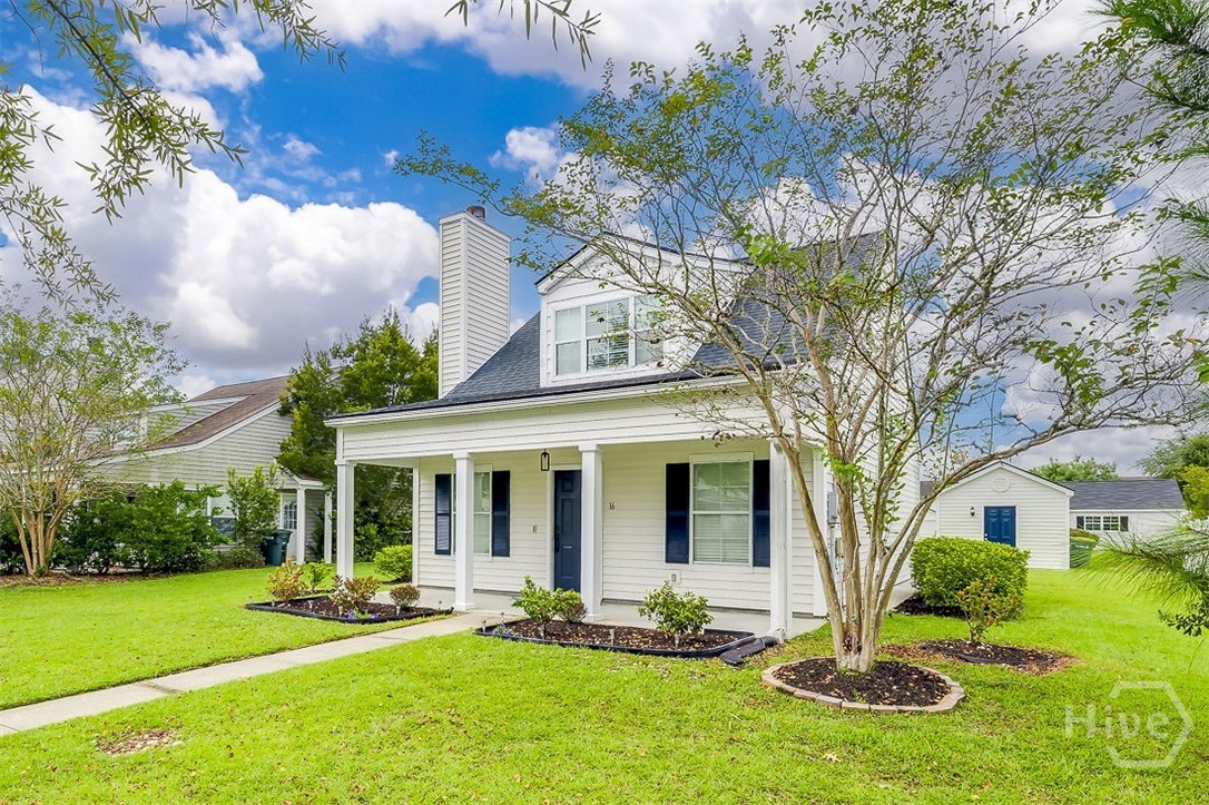 Photo 2 of Single family home for sale at 16 Fairgreen St, Savannah, GA 31407 | MLS# SA364504 | Listing updated on 2026-09-13
