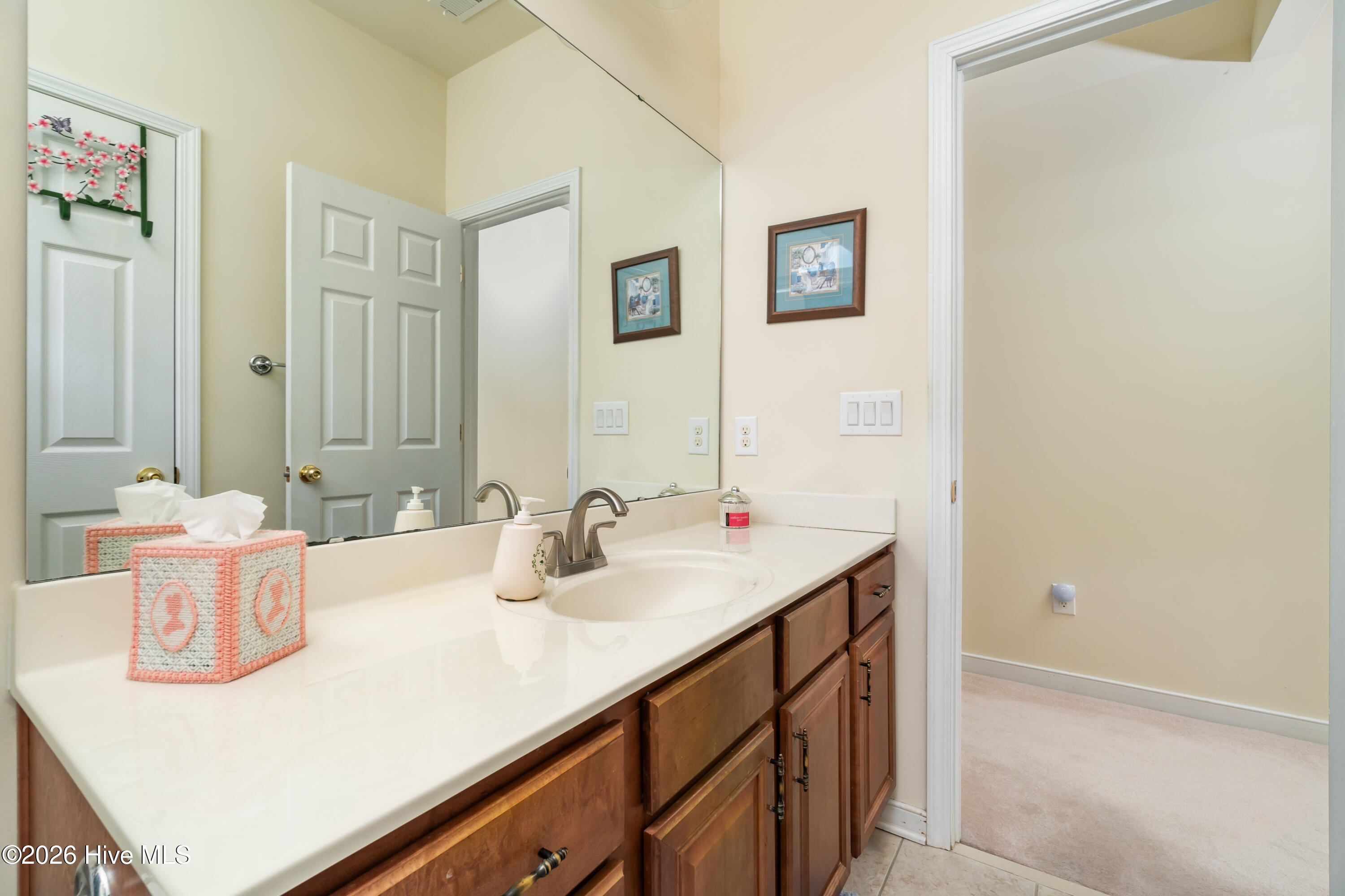 GUEST BATH
