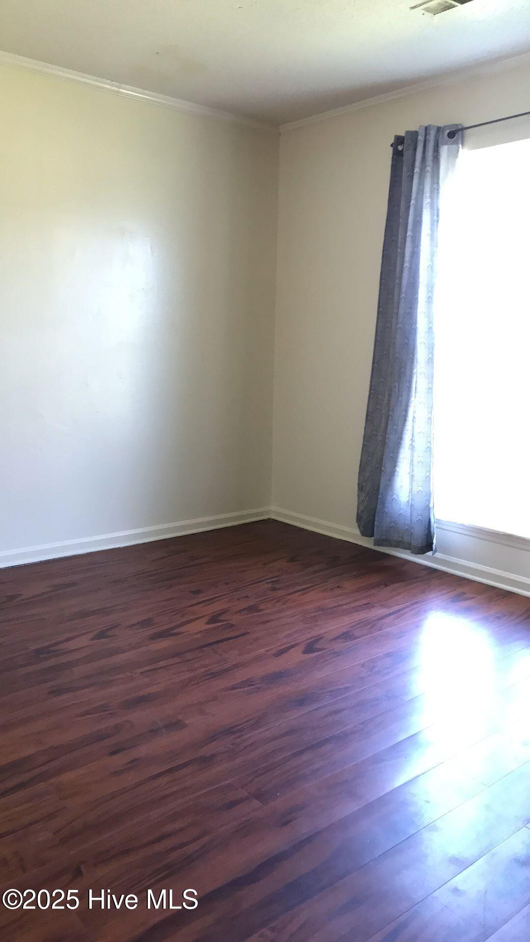 100527412 | Photo 13