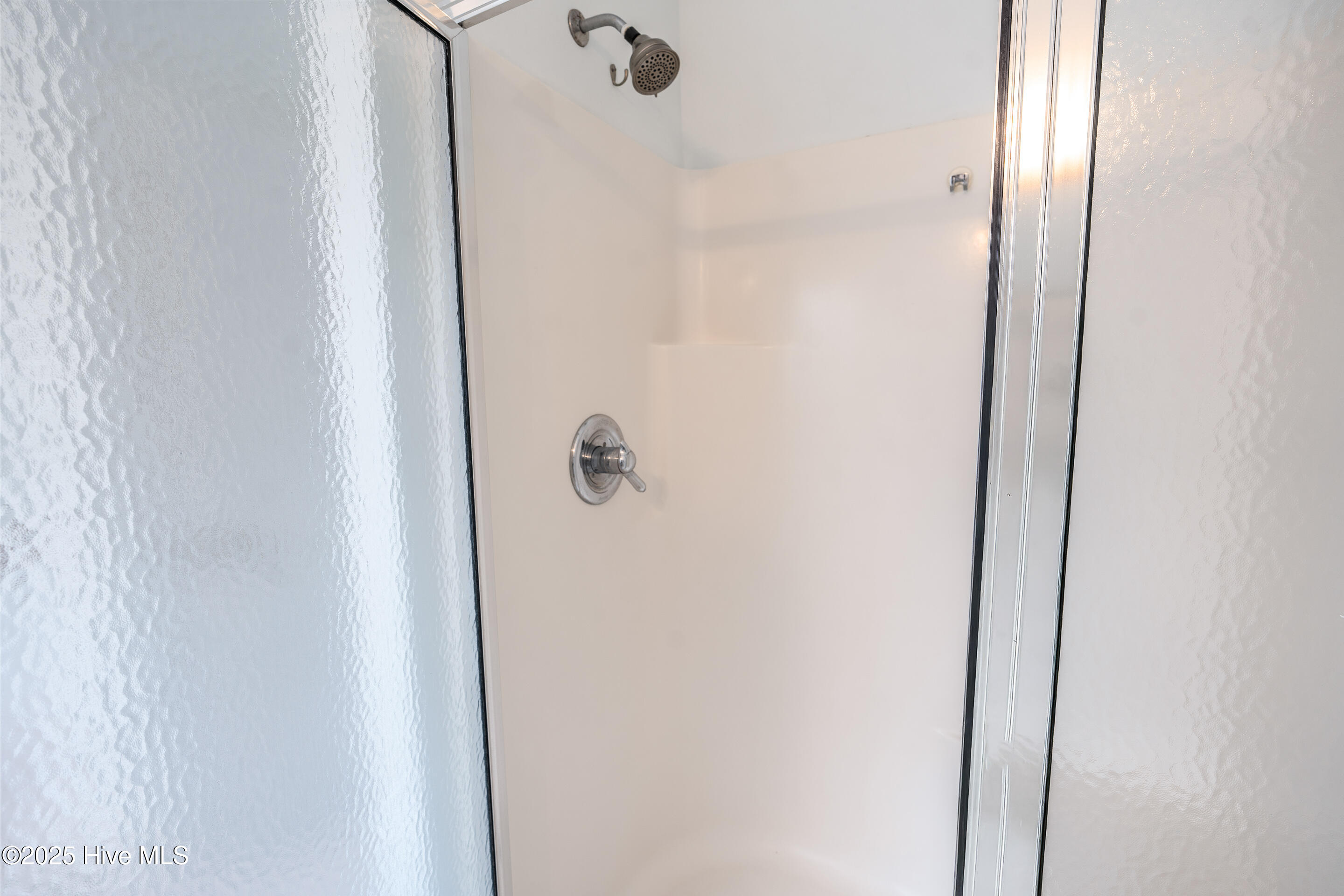 100499709 | Photo 34