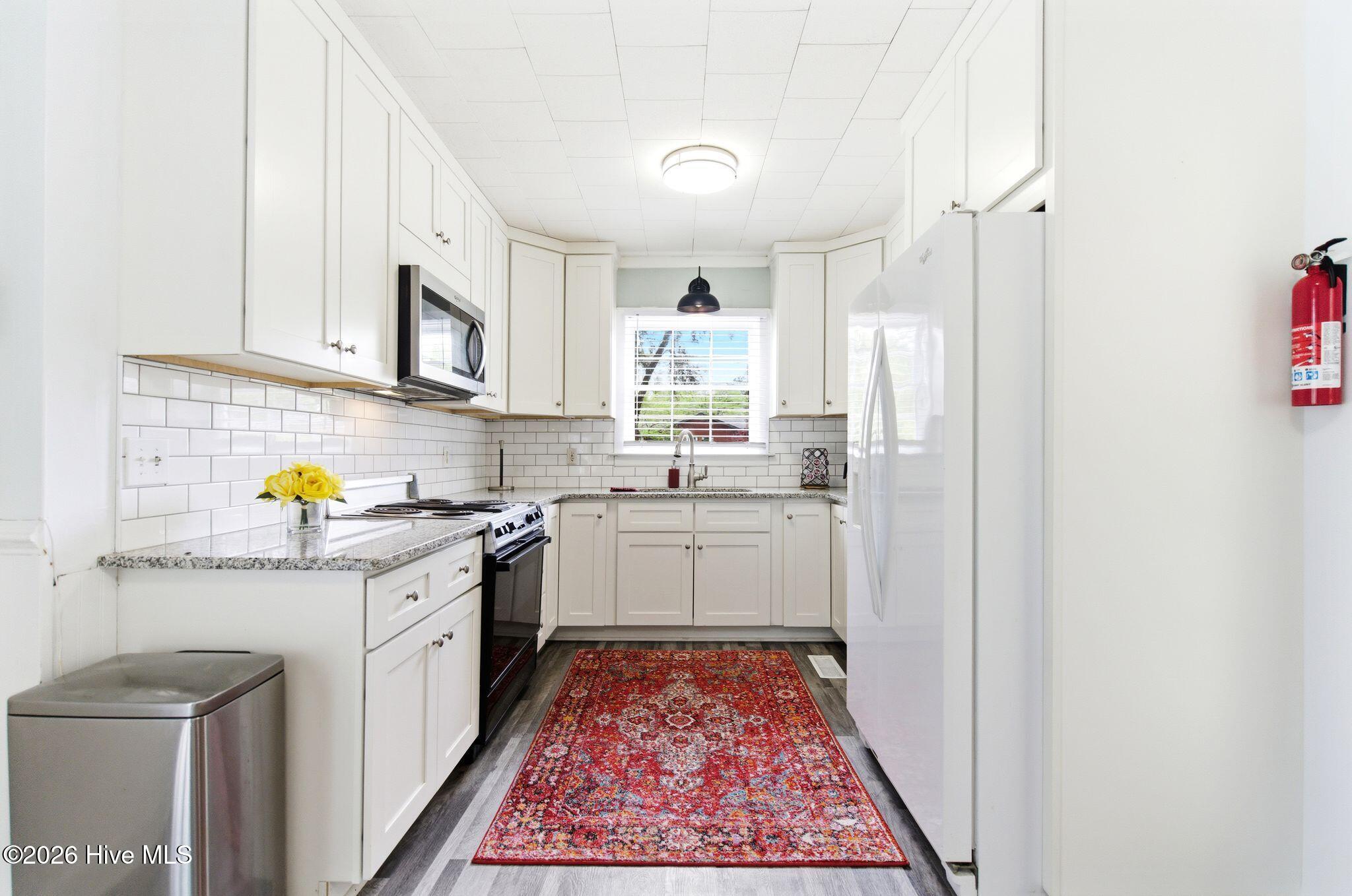 100565757 | Photo 17