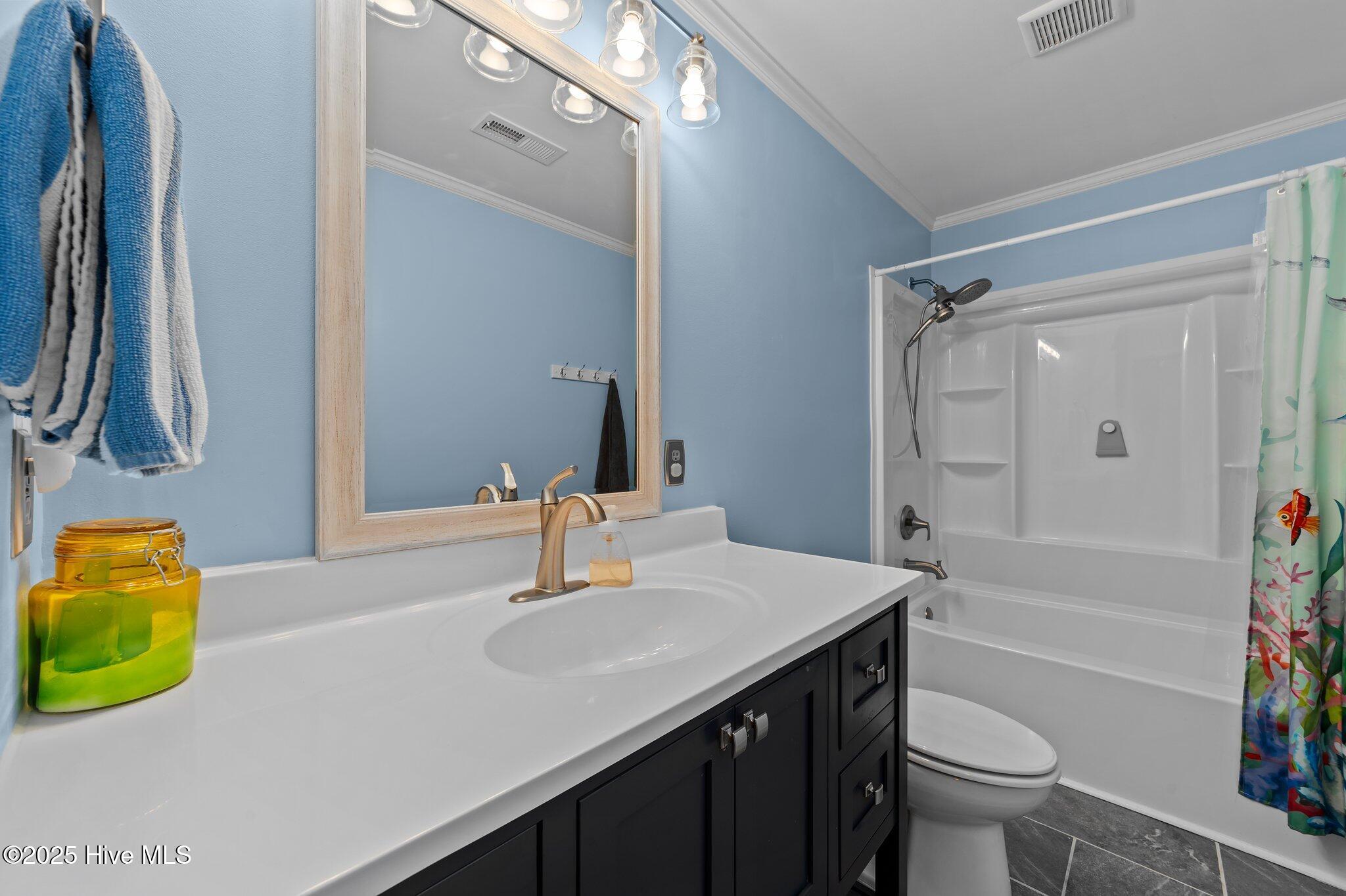 100544297 | Photo 23