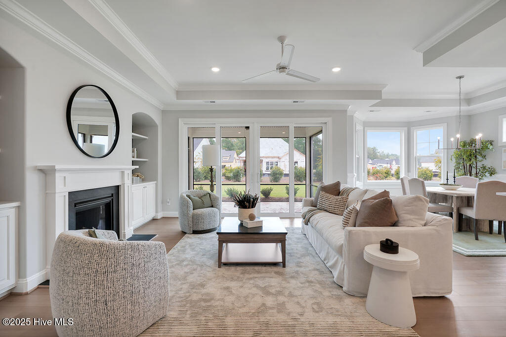 100496816 | Photo 14