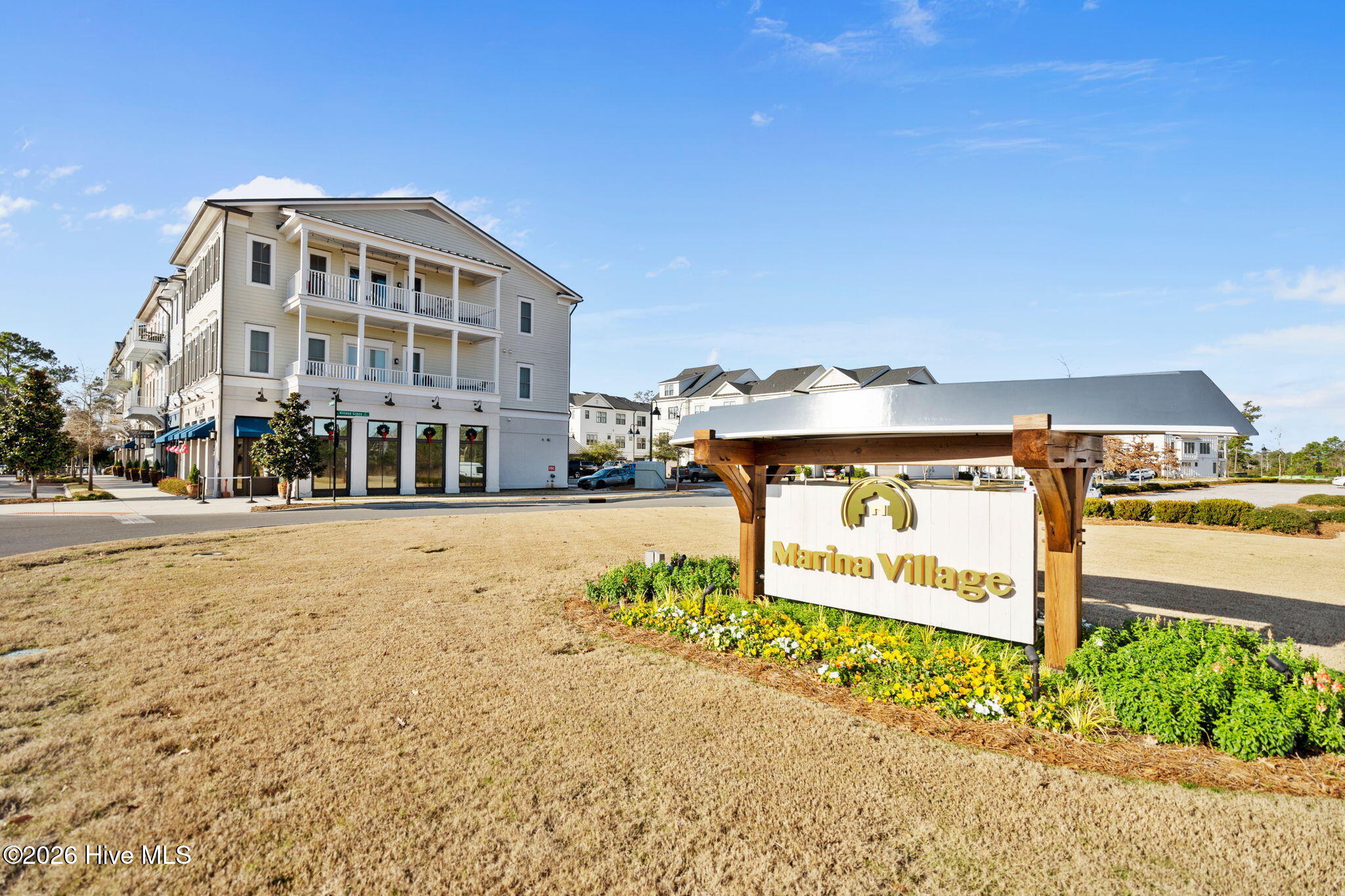 100554232 | Photo 40