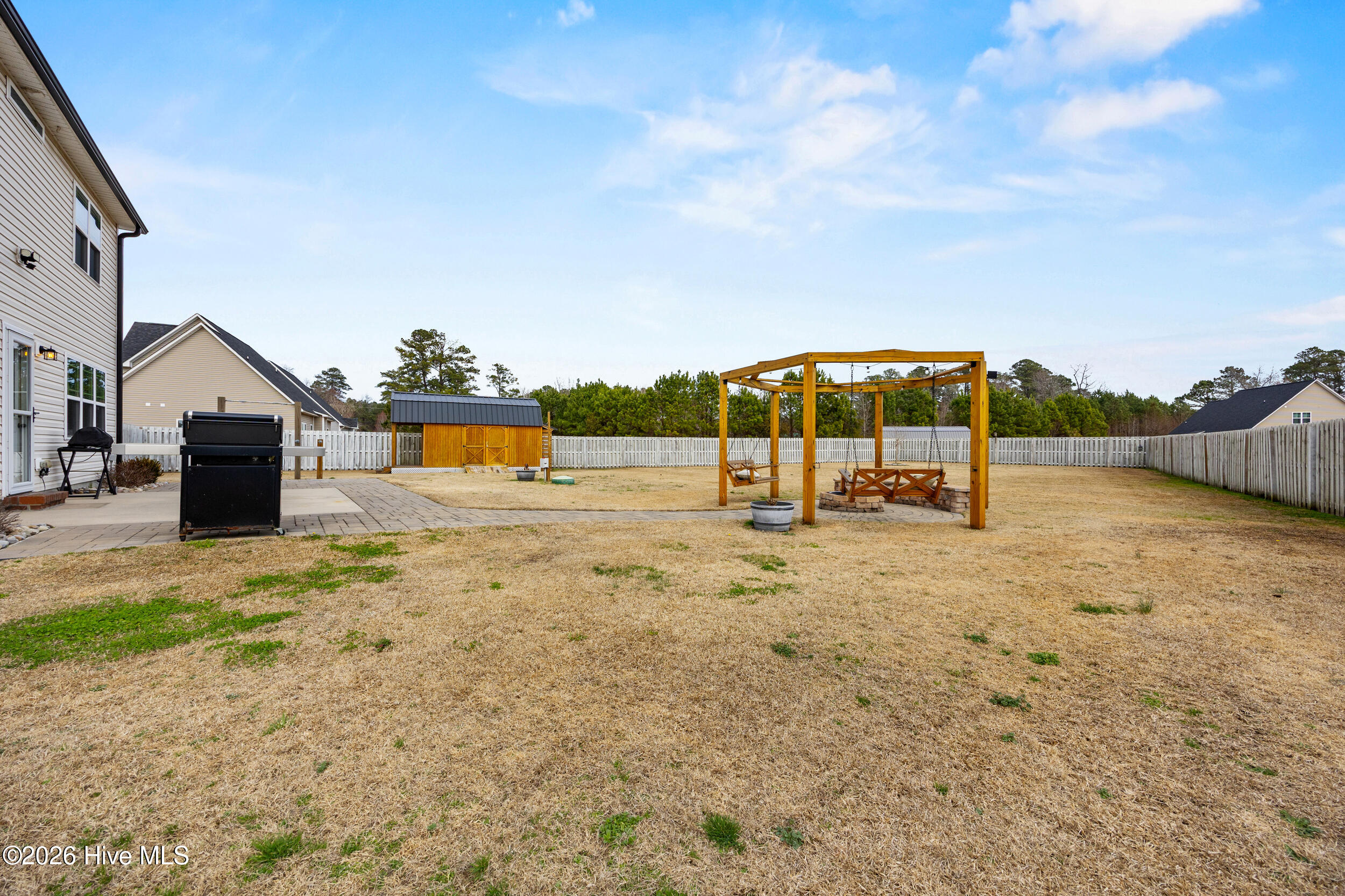 100556419 | Photo 41