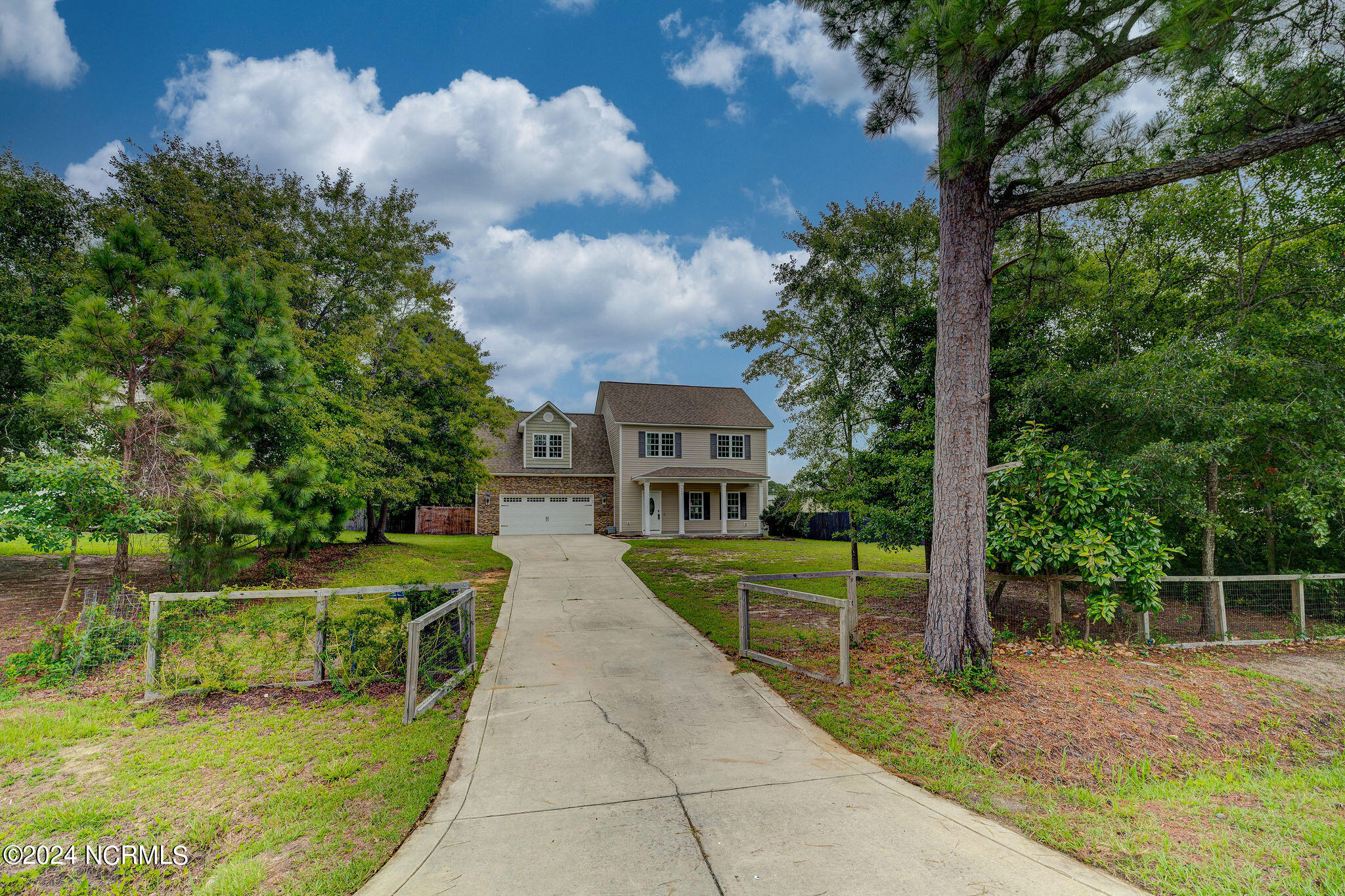 737MorrisLandingFinal-1