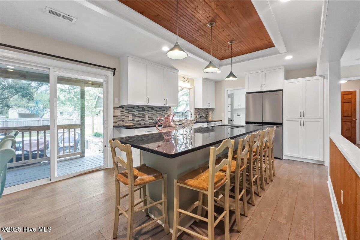 100512296 | Photo 16