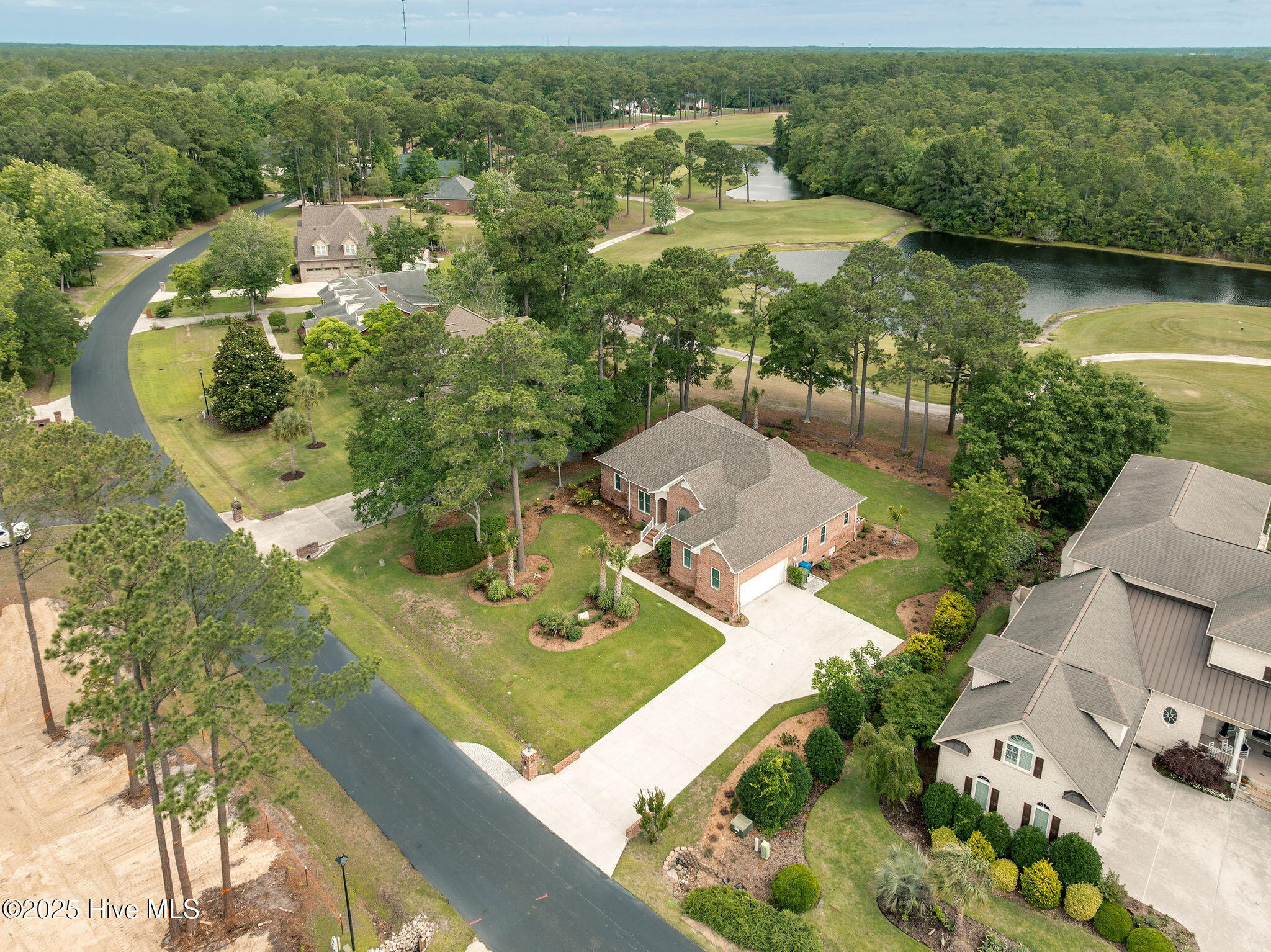 100510783 | Photo 59