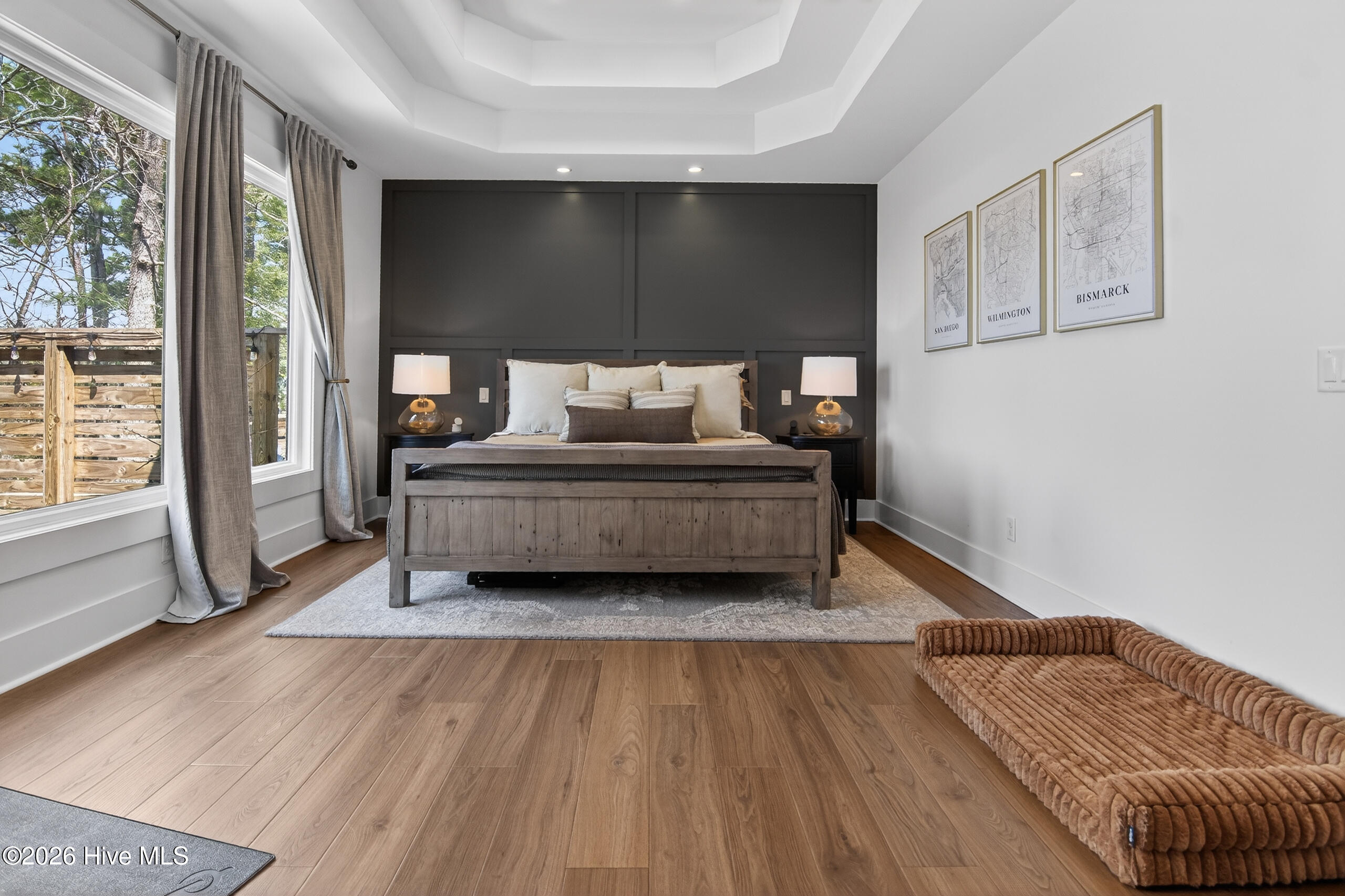 100565321 | Photo 42