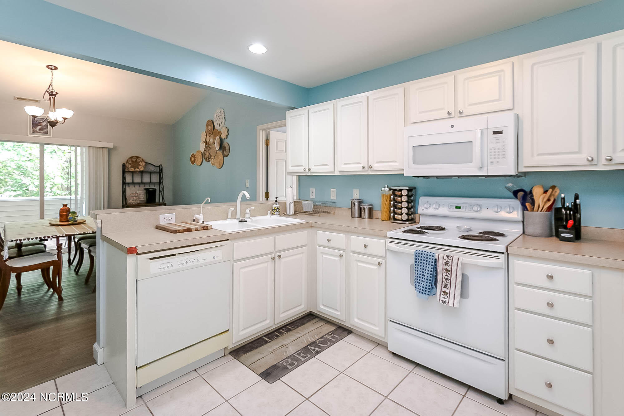 404 Commerce Avenue D,Morehead City