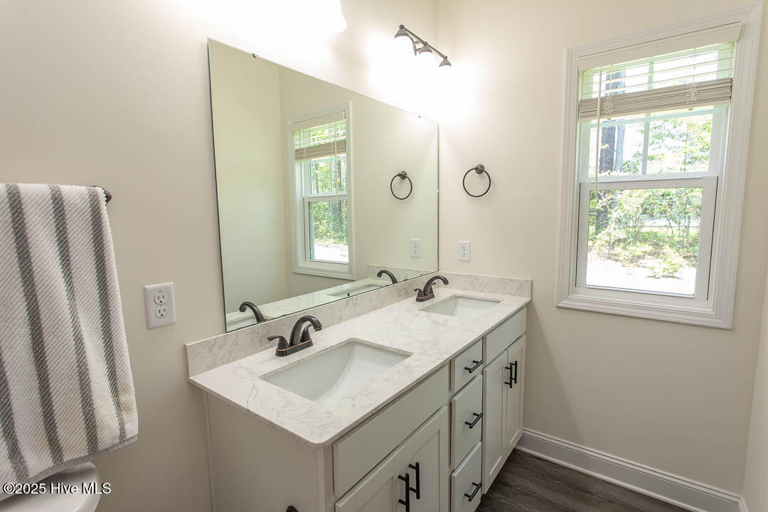 100541547 | Photo 24