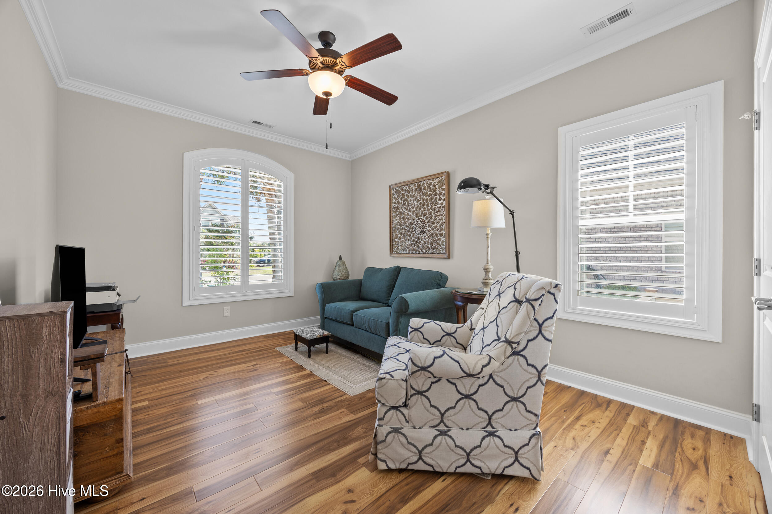 100566024 | Photo 28