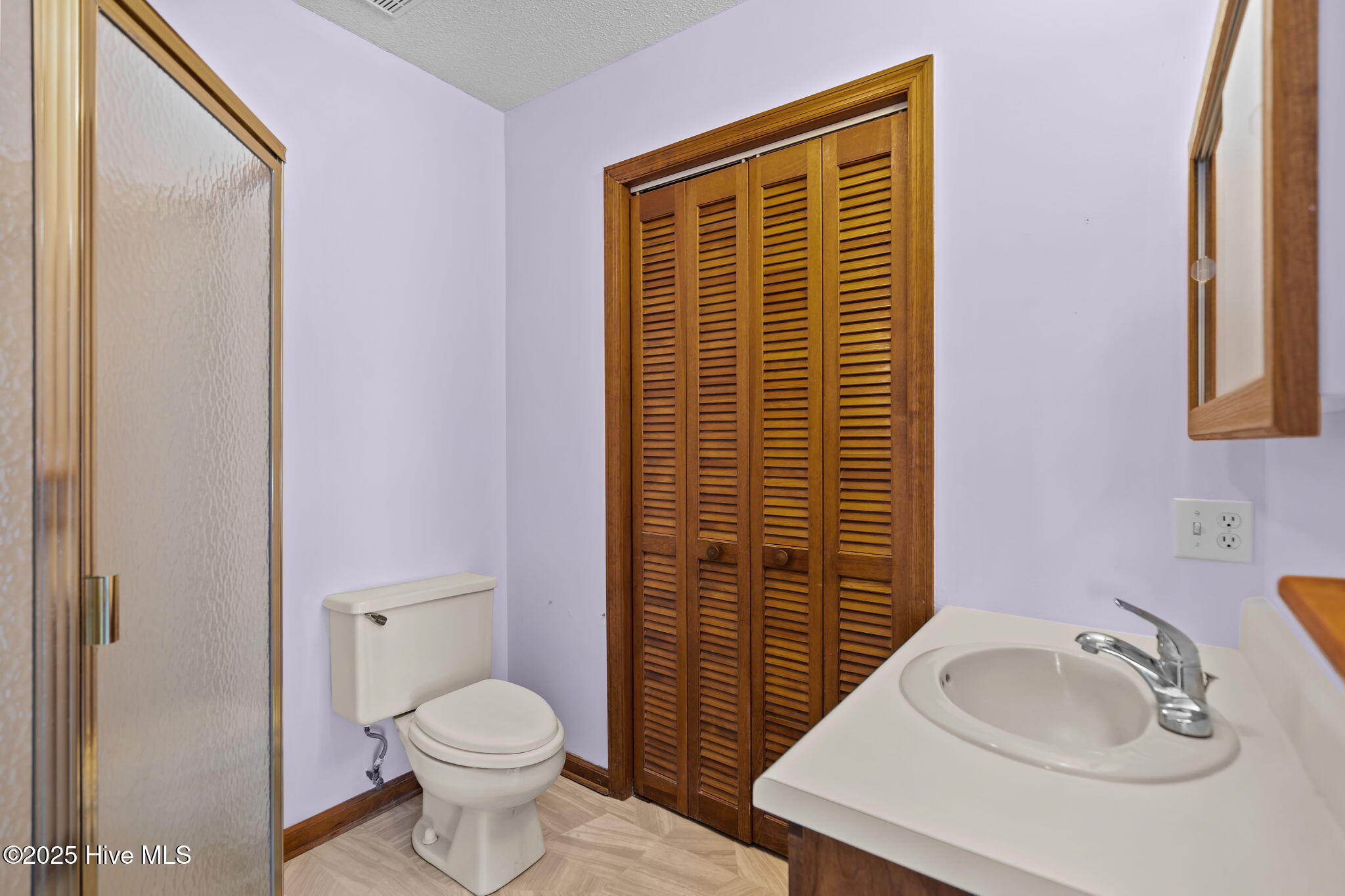 100547004 | Photo 22