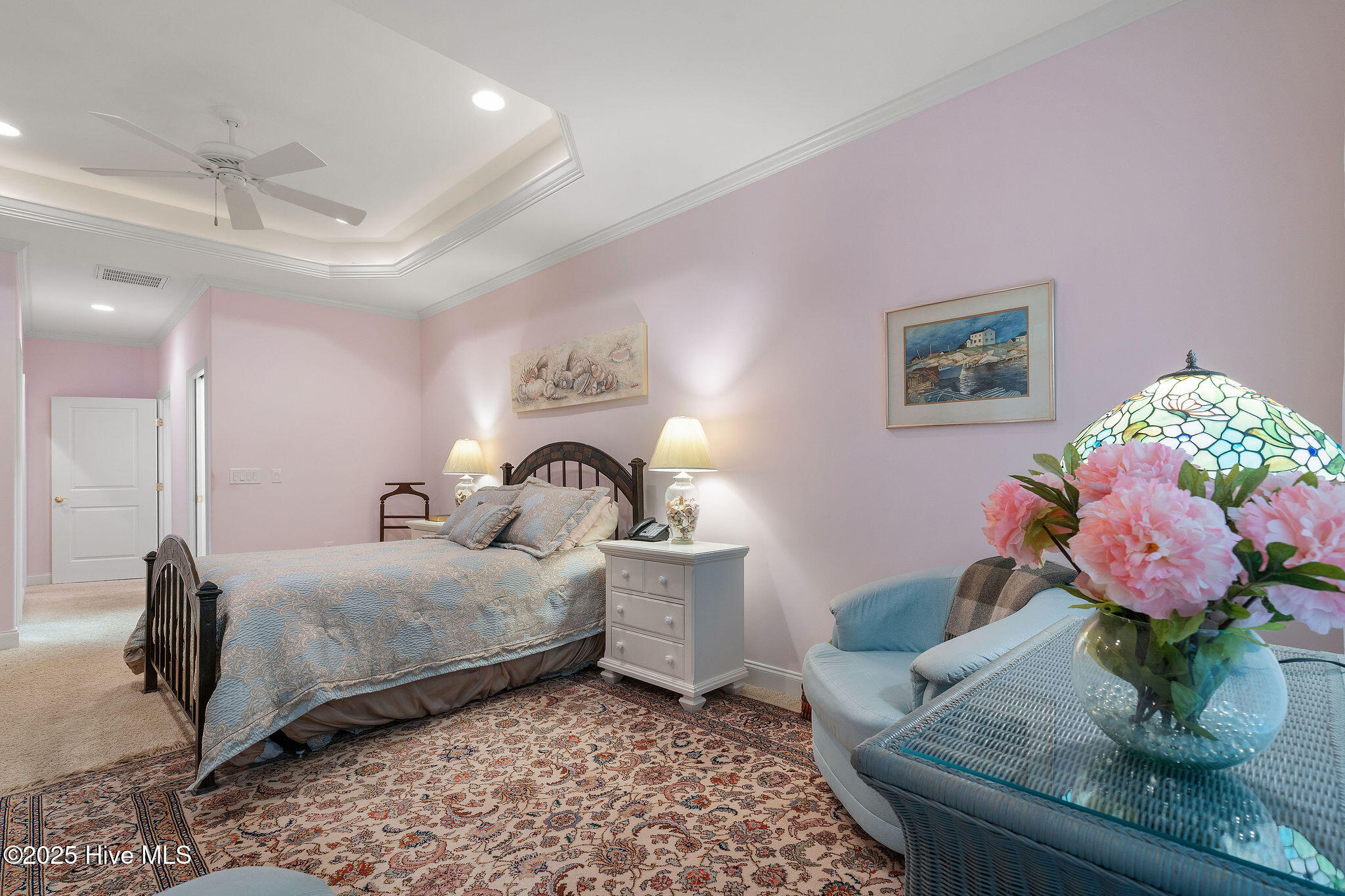 100520063 | Photo 42