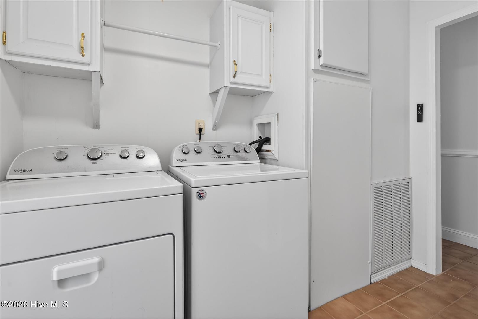 100558434 | Photo 26