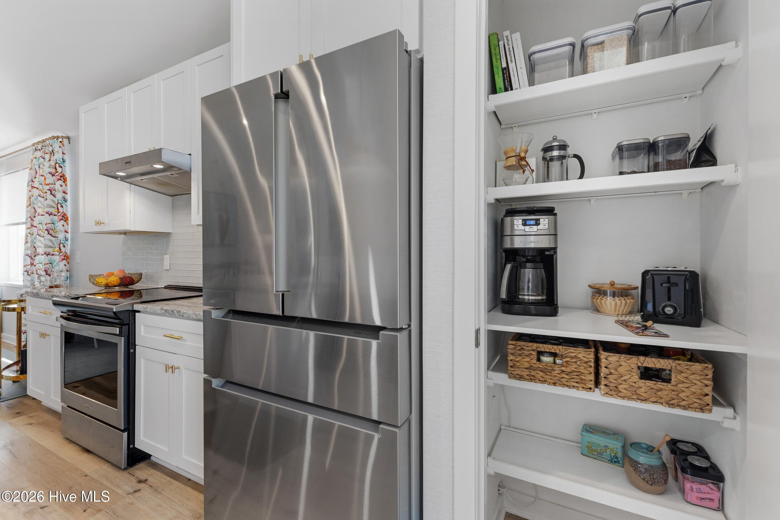 100558032 | Photo 19