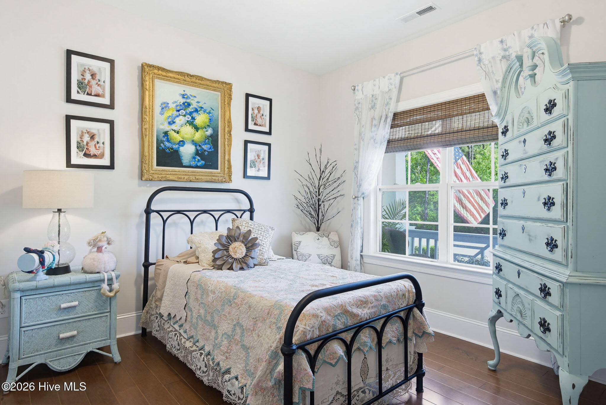 100569599 | Photo 30