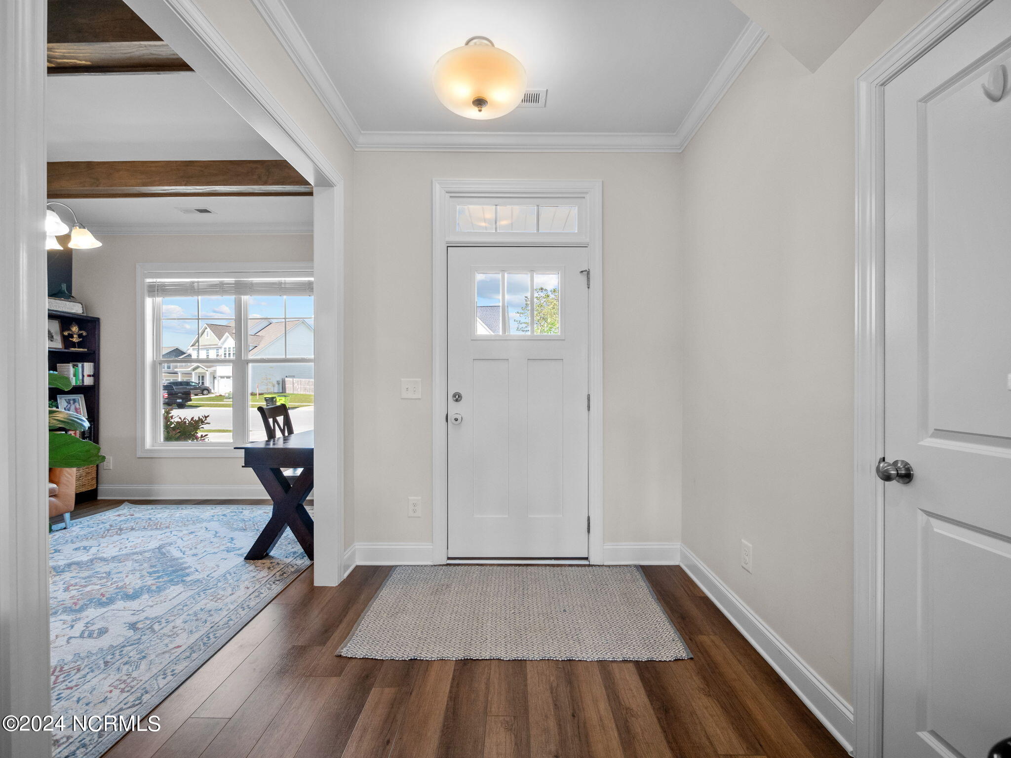 100564984 | Photo 10