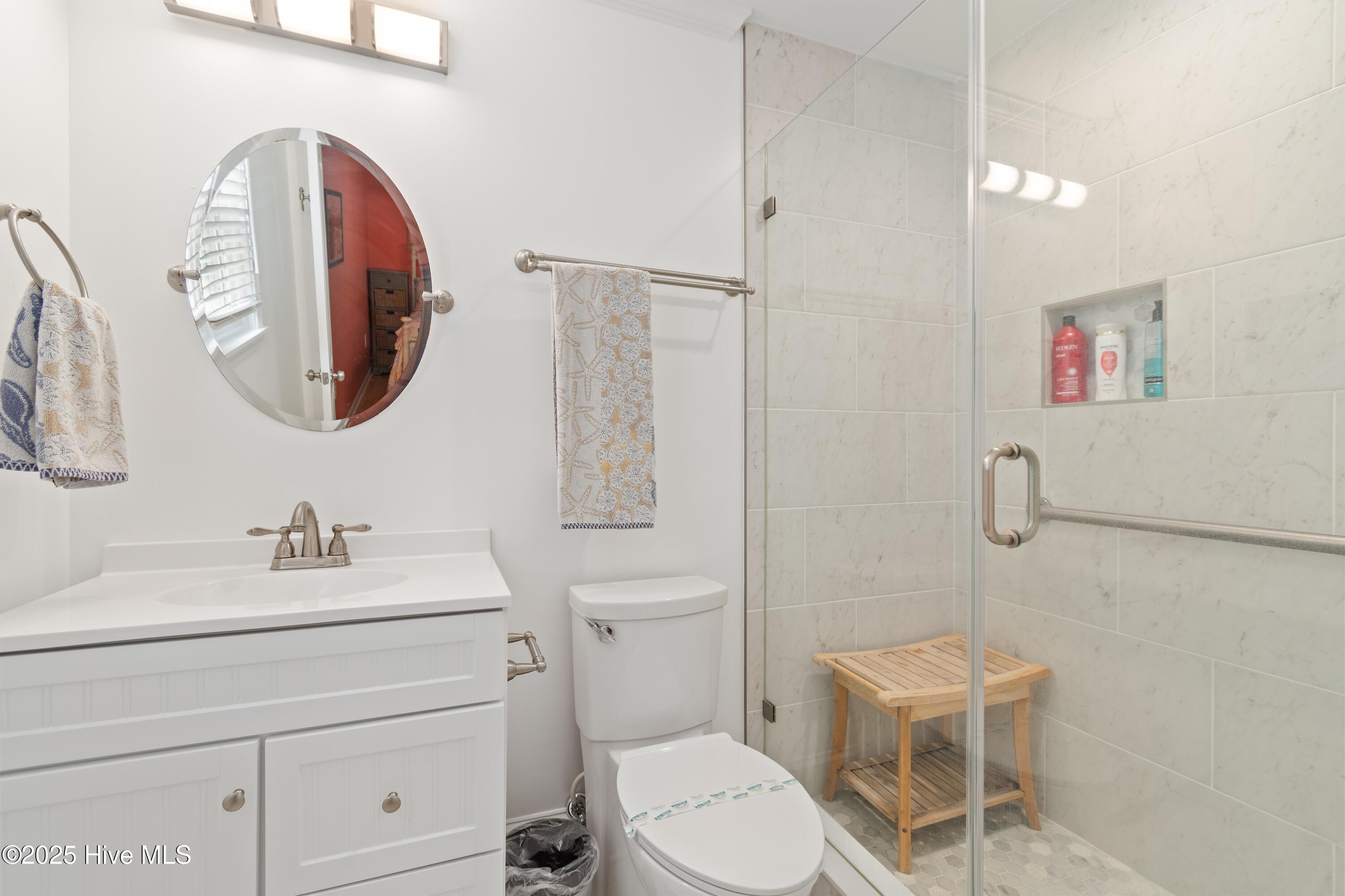 100535762 | Photo 58