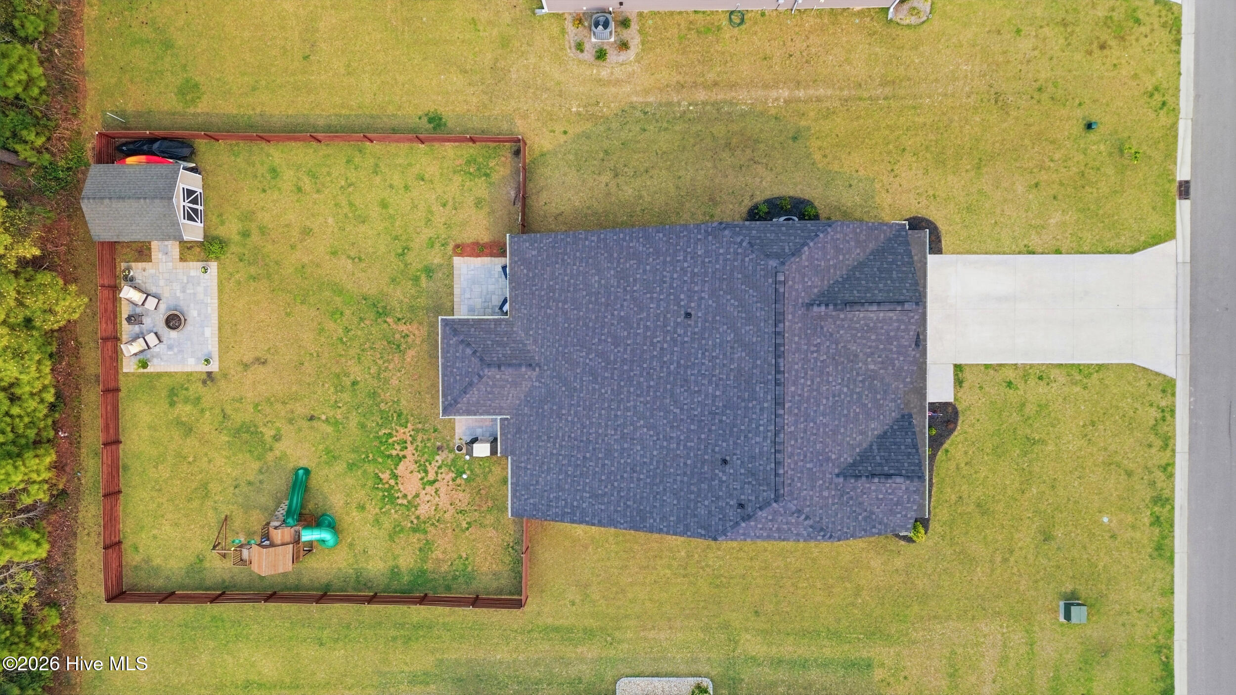 100562892 | Photo 48