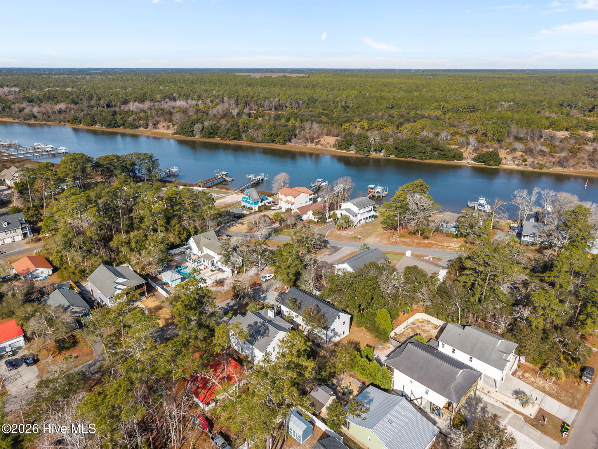 100549320 | Photo 45