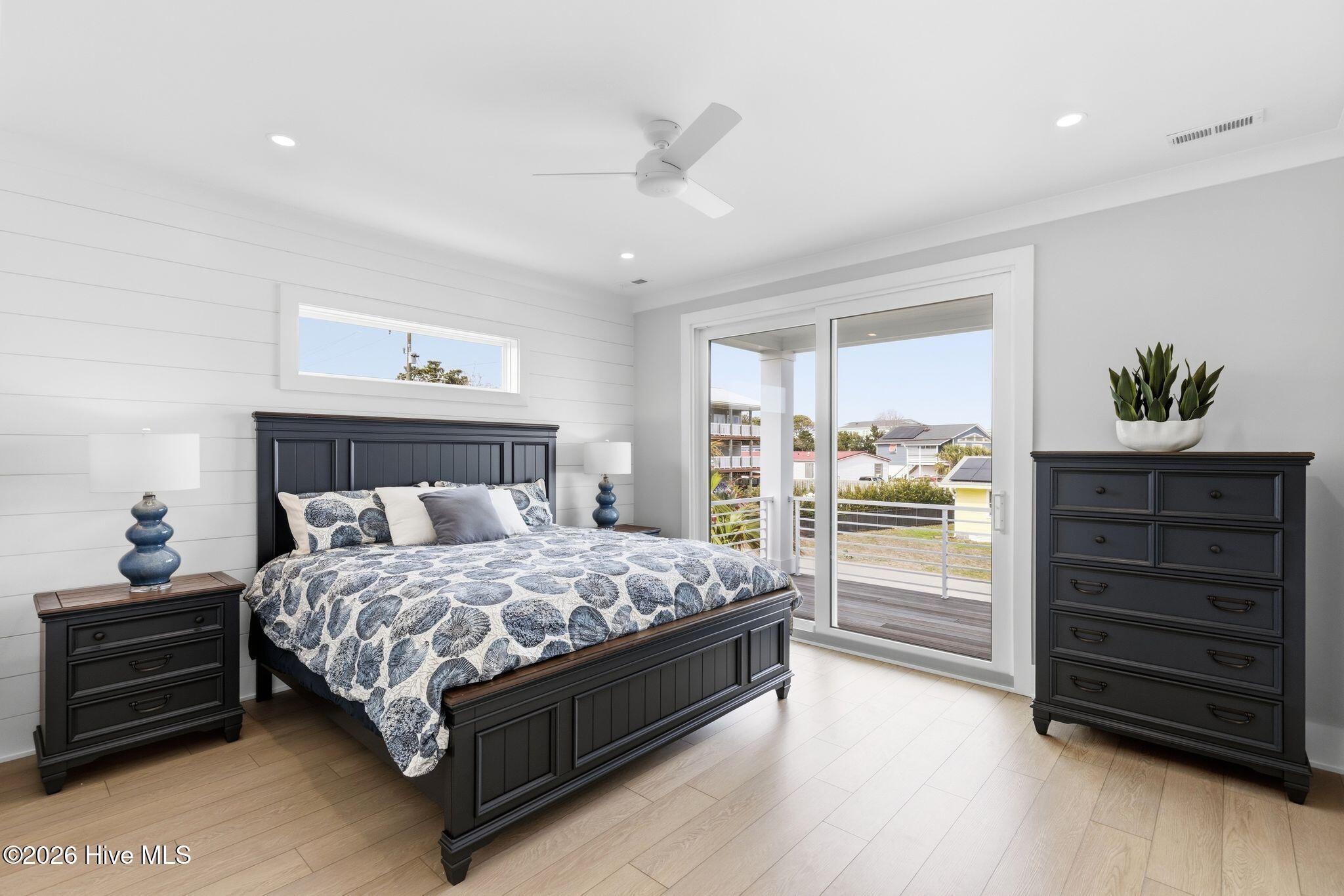 100544880 | Photo 19