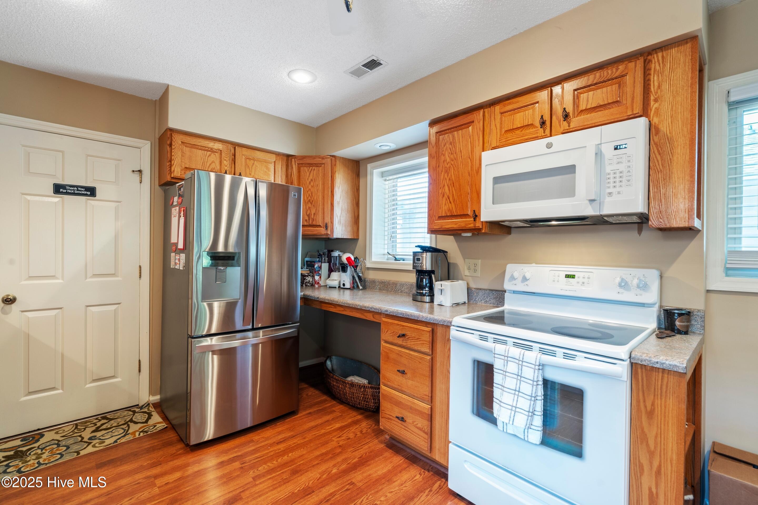 100517160 | Photo 27