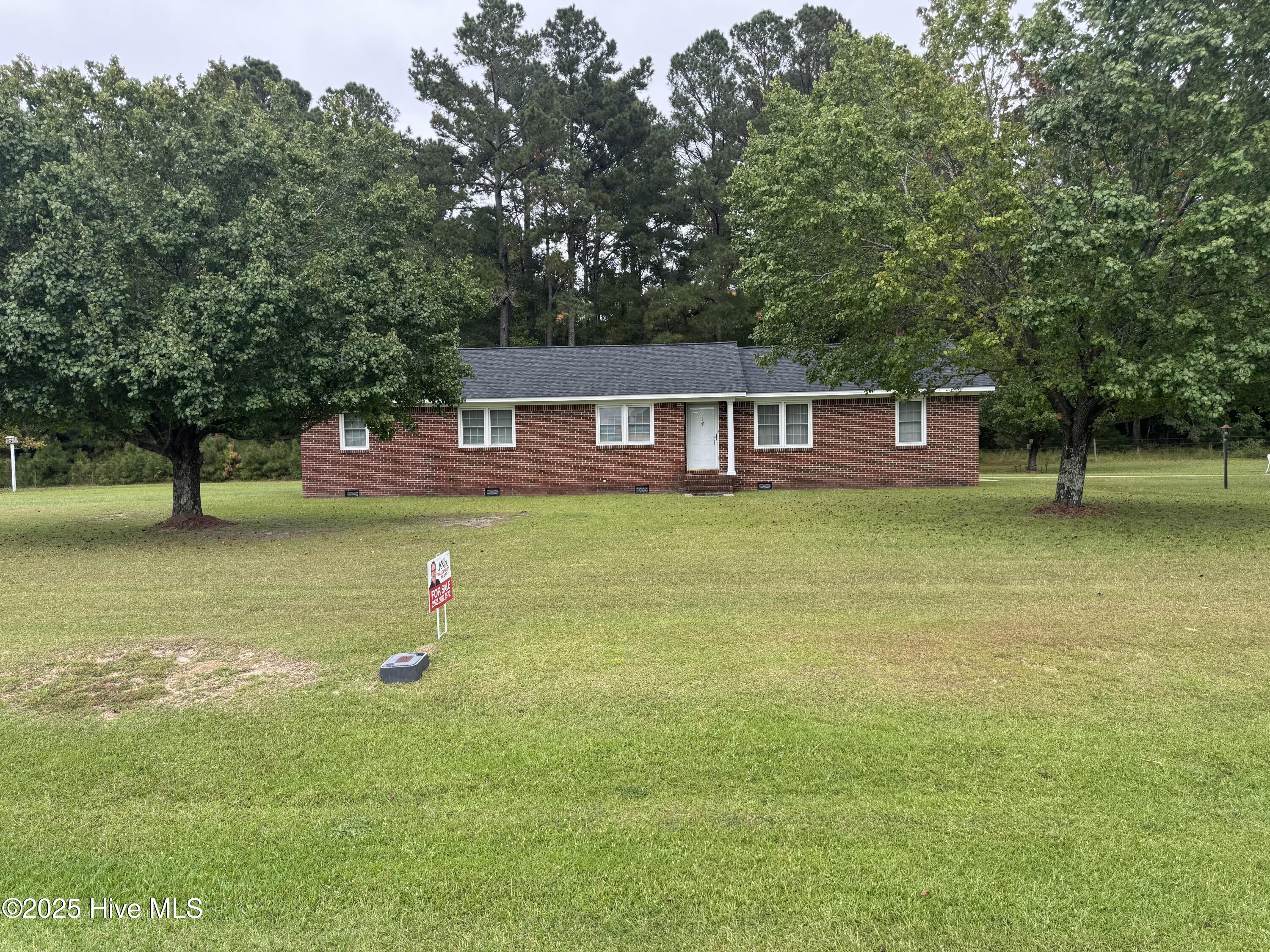 Property at 707 Gliden Road