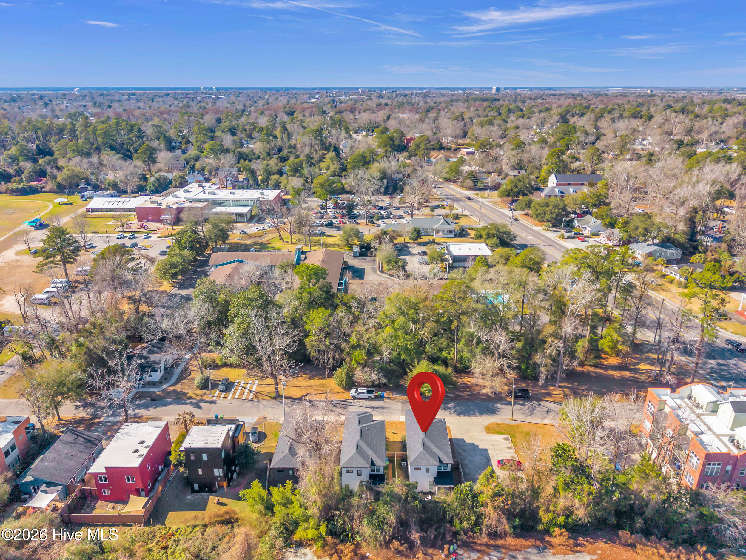 100553113 | Photo 36