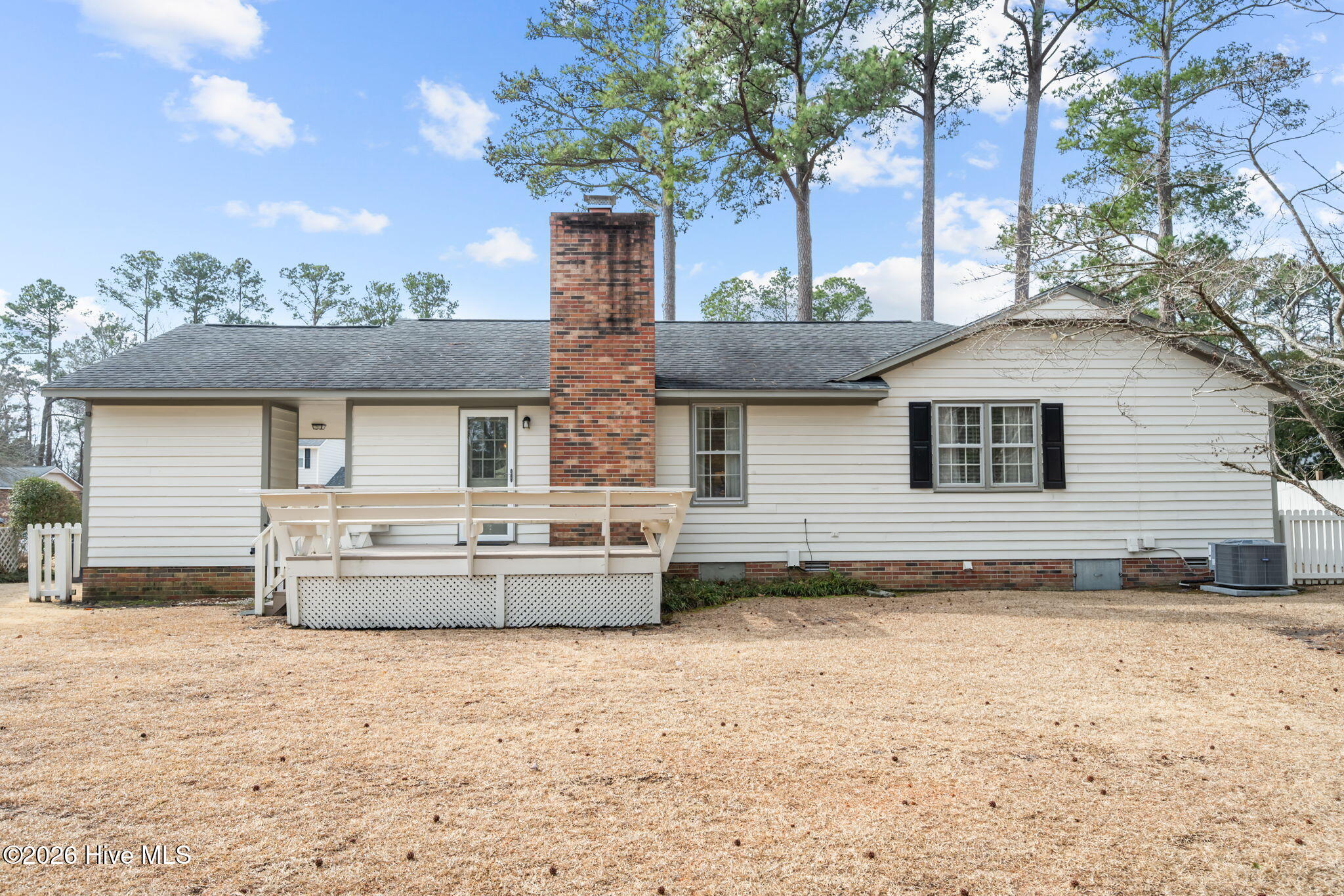 100555797 | Photo 38