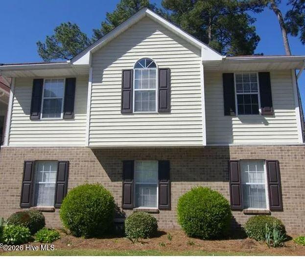 Exterior photo of 2934 Mulberry Lane F, Greenville, NC 27858. MLS: 100595218
