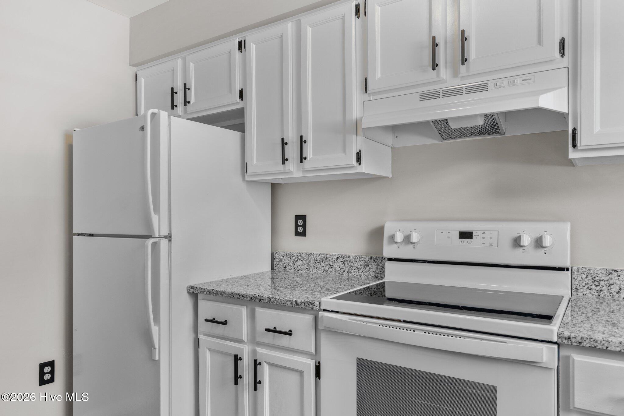 100565662 | Photo 12