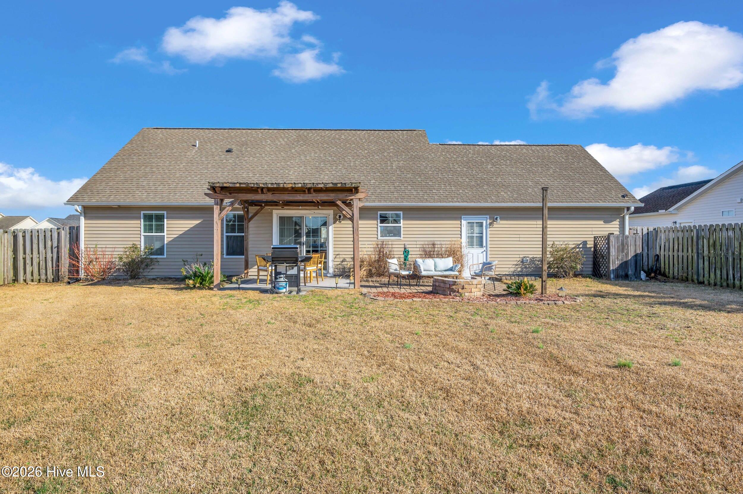 100548167 | Photo 34