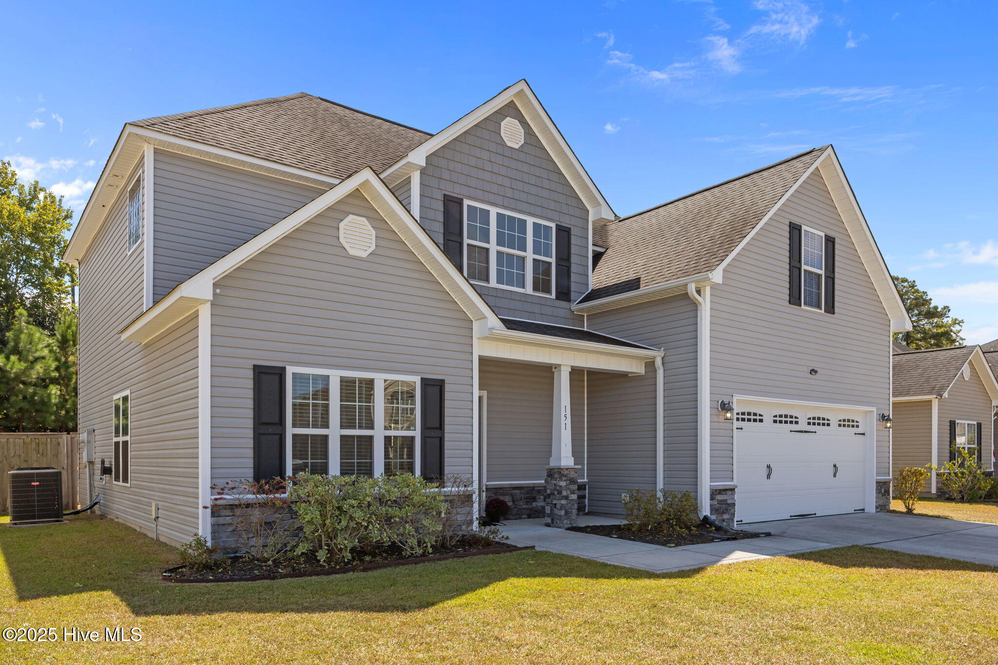 4-web-or-mls-151 Cavalier Dr. 106