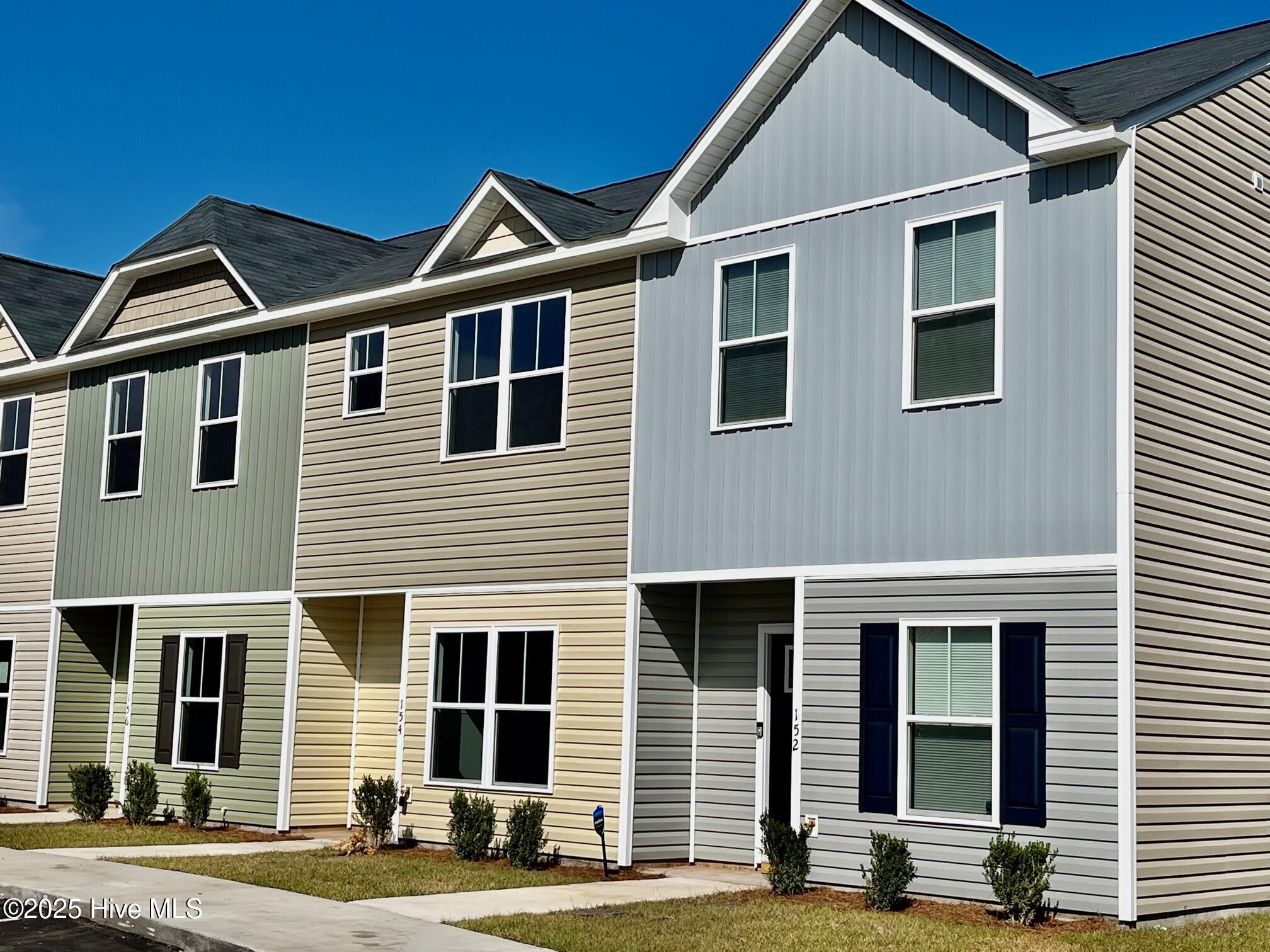 100565727 | Photo 20