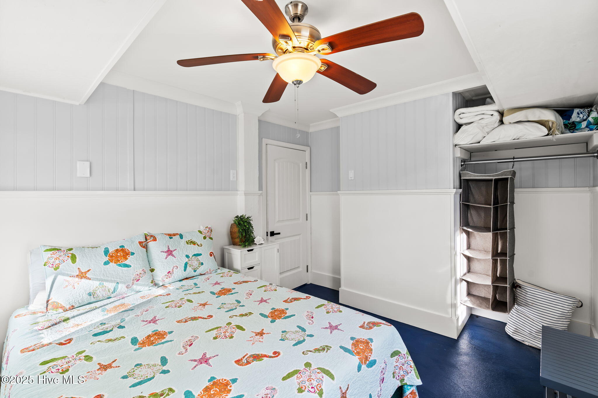 100542340 | Photo 33