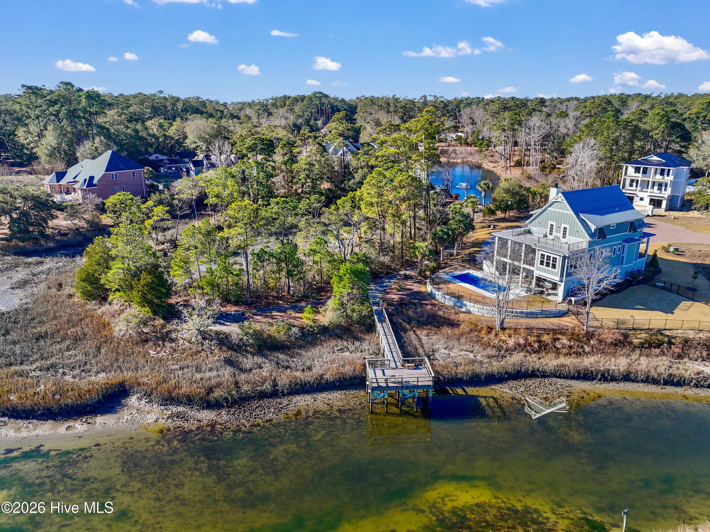 100549174 | Photo 70