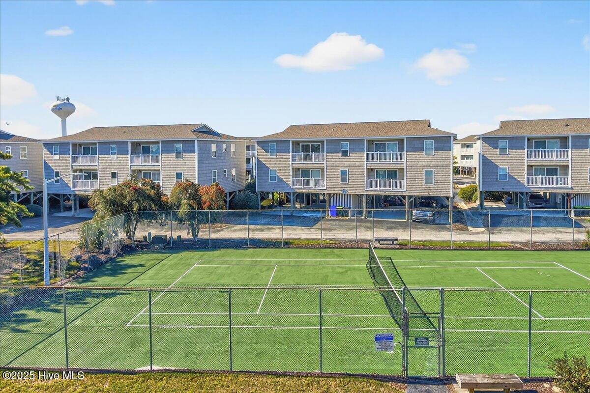 100540886 | Photo 31