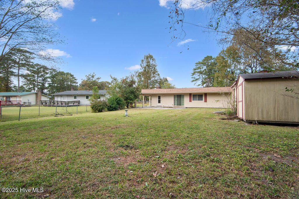 100538404 | Photo 49