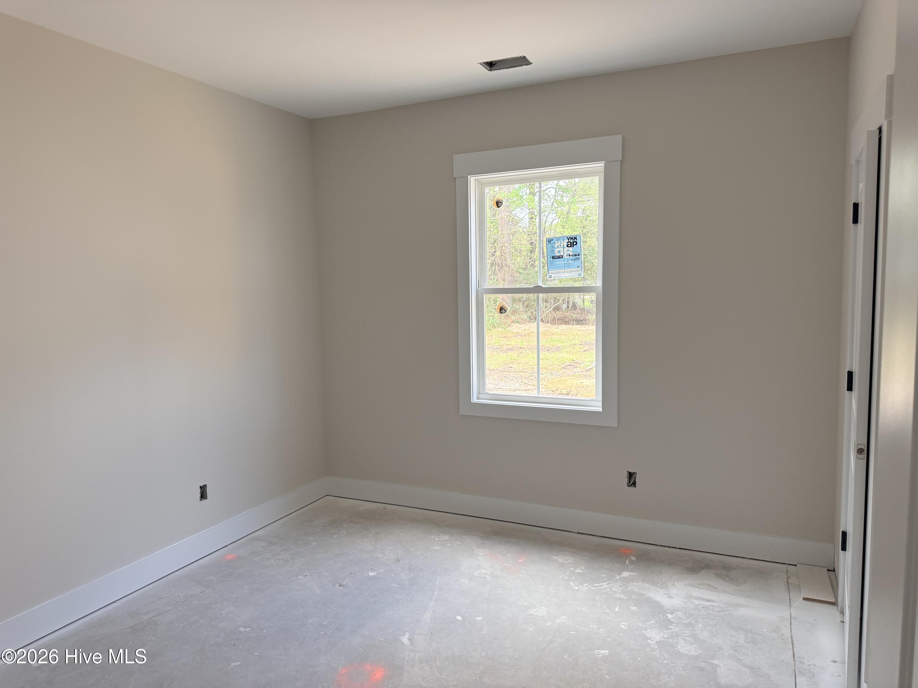 100564210 | Photo 20