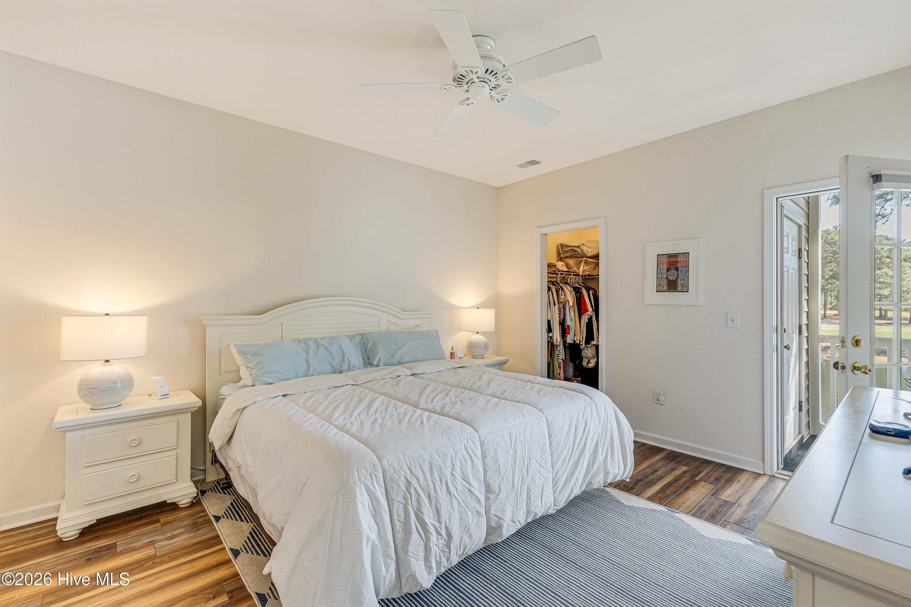 100564736 | Photo 19