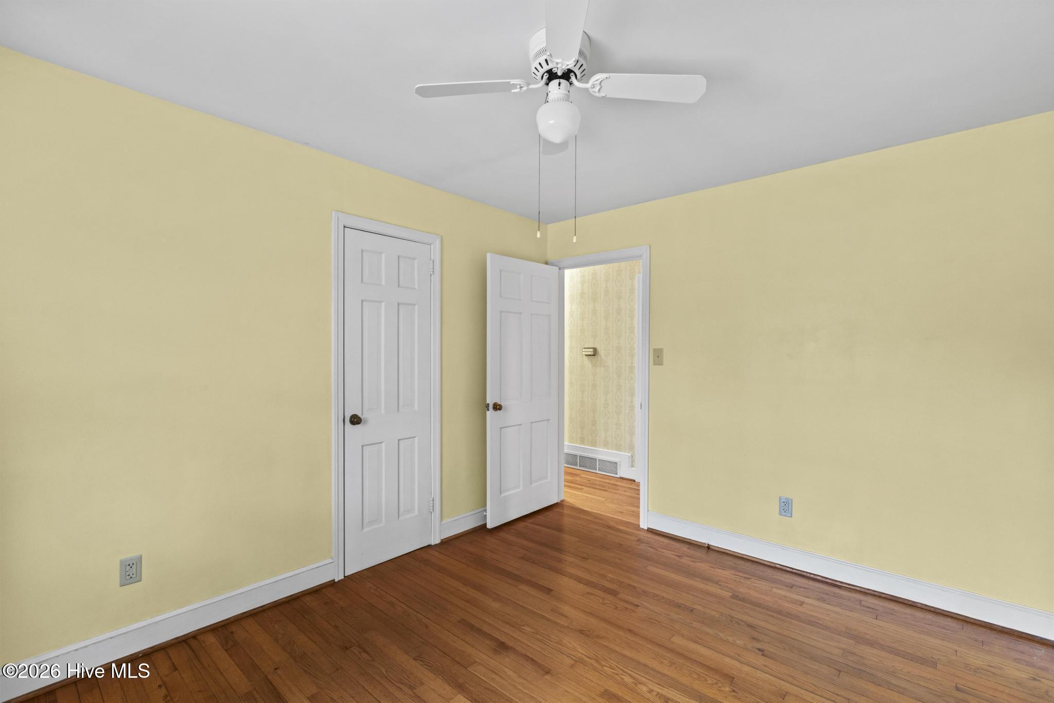 100551088 | Photo 18