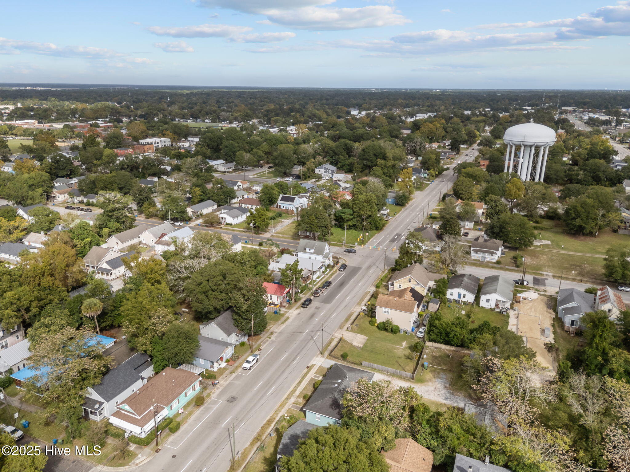 100534233 | Photo 35