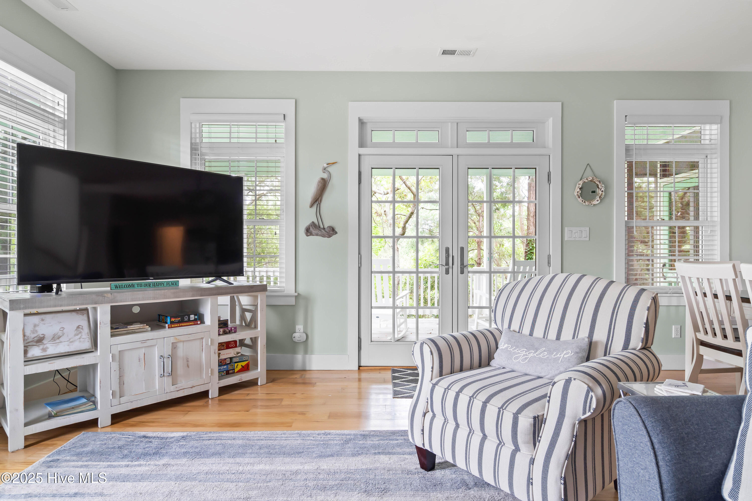 100555260 | Photo 15