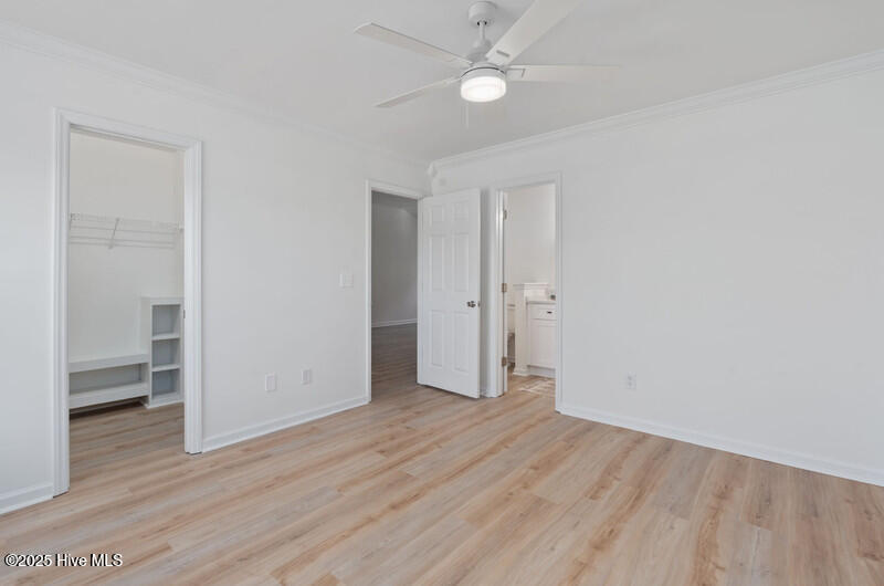 100540120 | Photo 11