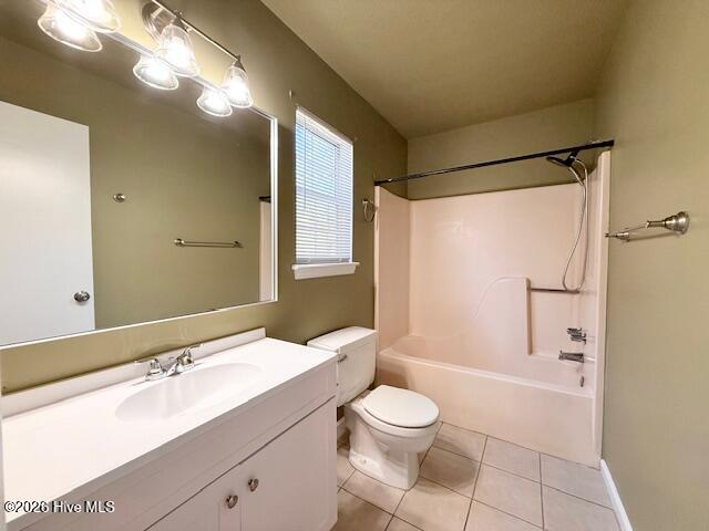 100560206 | Photo 13