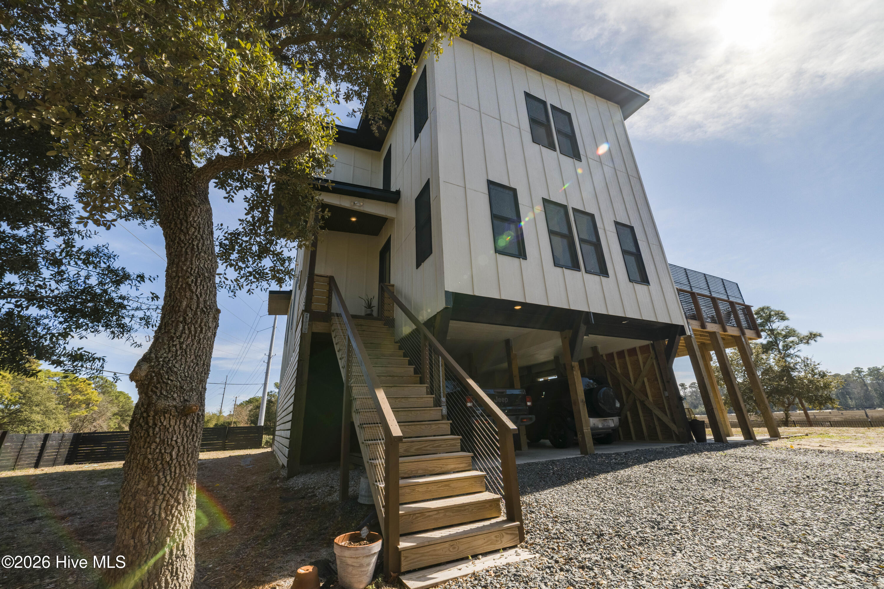 100554850 | Photo 20